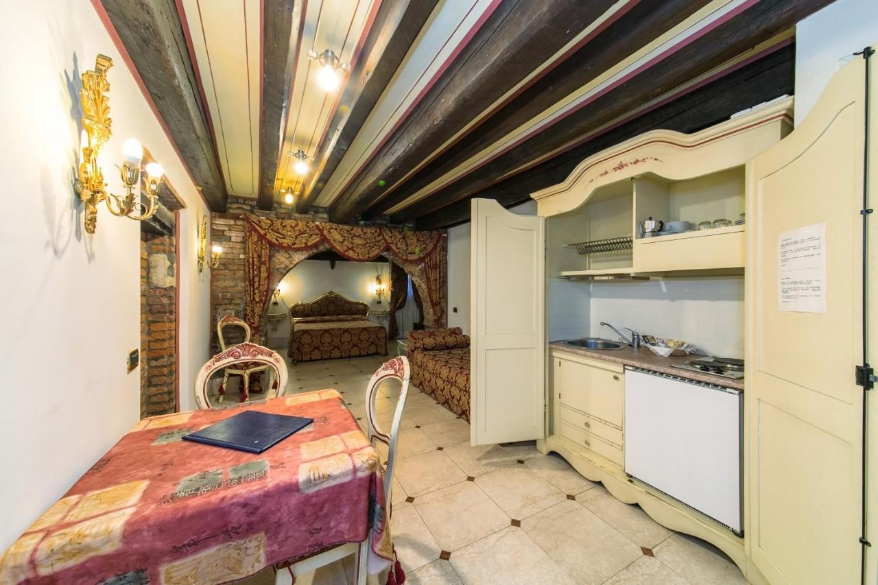 Appartement Momolo à Venise Extérieur photo
